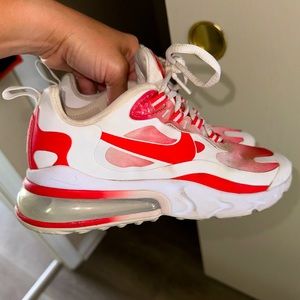 Nike Air 270 React Women 5.5; Kids 4